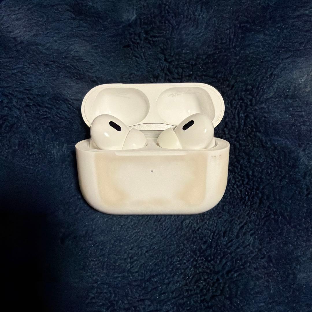 AirPodsPro2本体 ホワイト 使用感あり