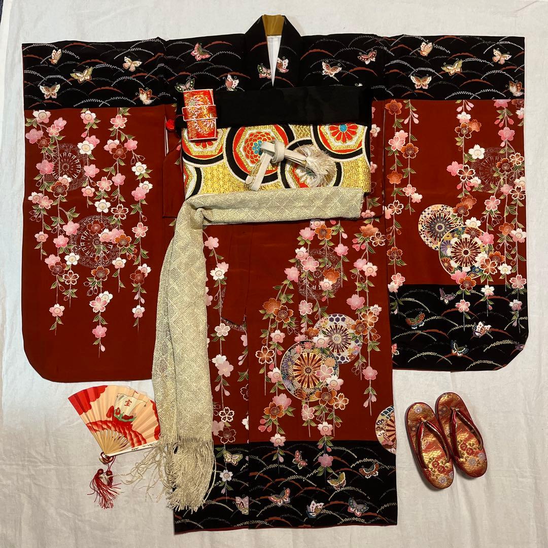 七五三　7歳　着物　黒　茶色　蝶々　アンティーク