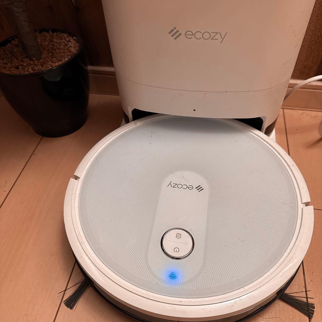 【自動吸引ゴミ箱付きロボット掃除機】ecozy RV-SG250B ジャンク