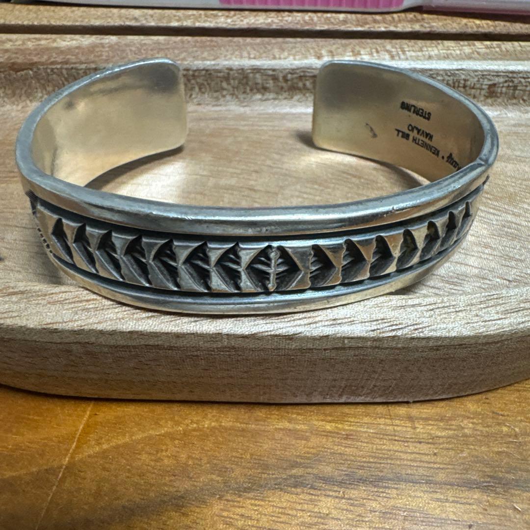 ナバホ族 Kenneth Bill スターリングシルバー バングル