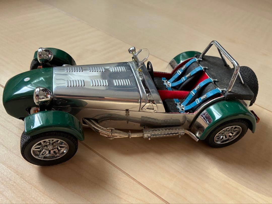 京商 1/18 ケータハムスーパーセブン