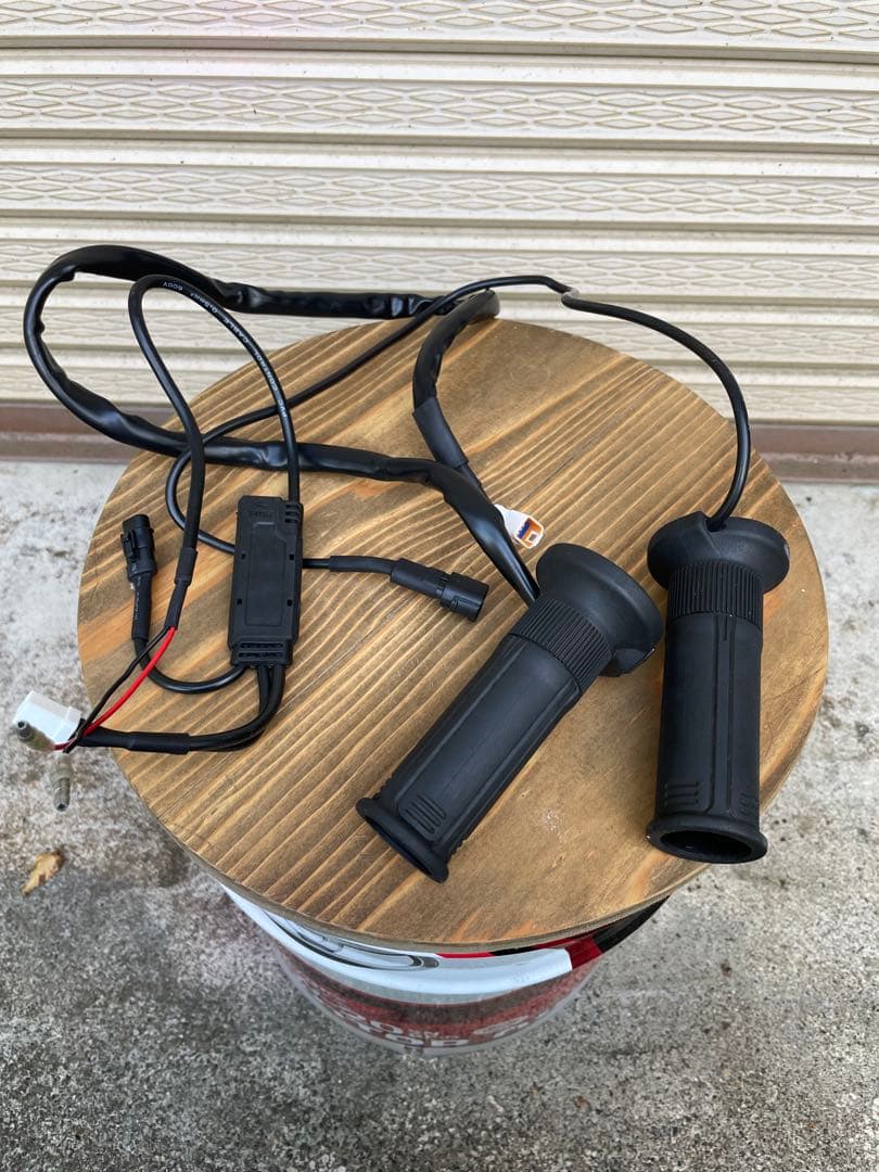 メダカ　バイク用 キジマハンドルグリップ ヒーターブラック