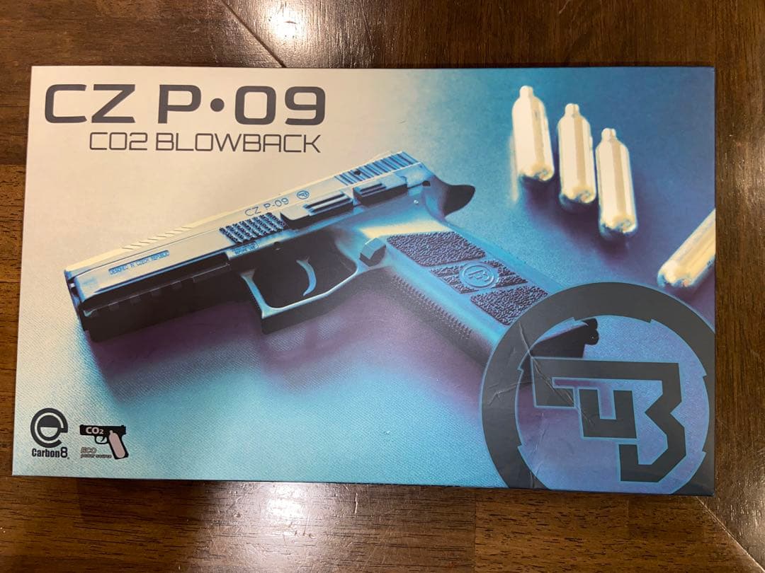 【最終値下げ】Carbon8(カーボネイト) CZ P09 CO2ガスガン