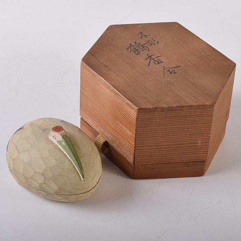 茶道具　西村雅之作　木彫　鶴香合　共箱　V　R8574