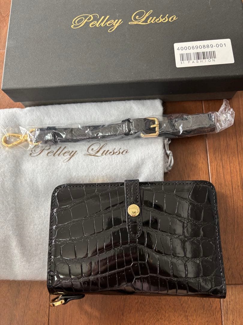 最終お値下げ♡新品未使用♡ Pelley Lusso ペレリールッソ　クロコ財布