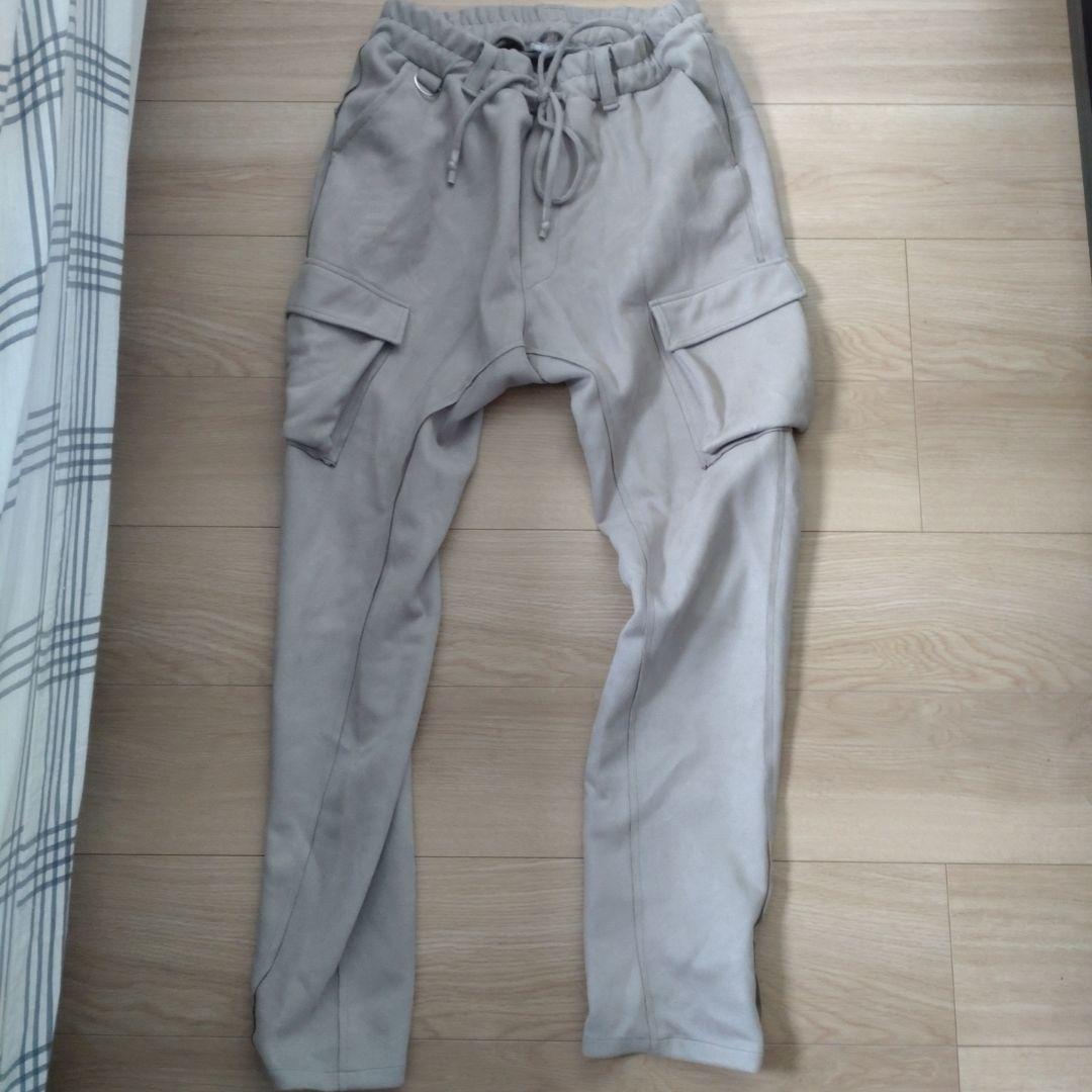 ミスチル櫻井さん着用ベージュ サルエルパンツ ドローストリング付き