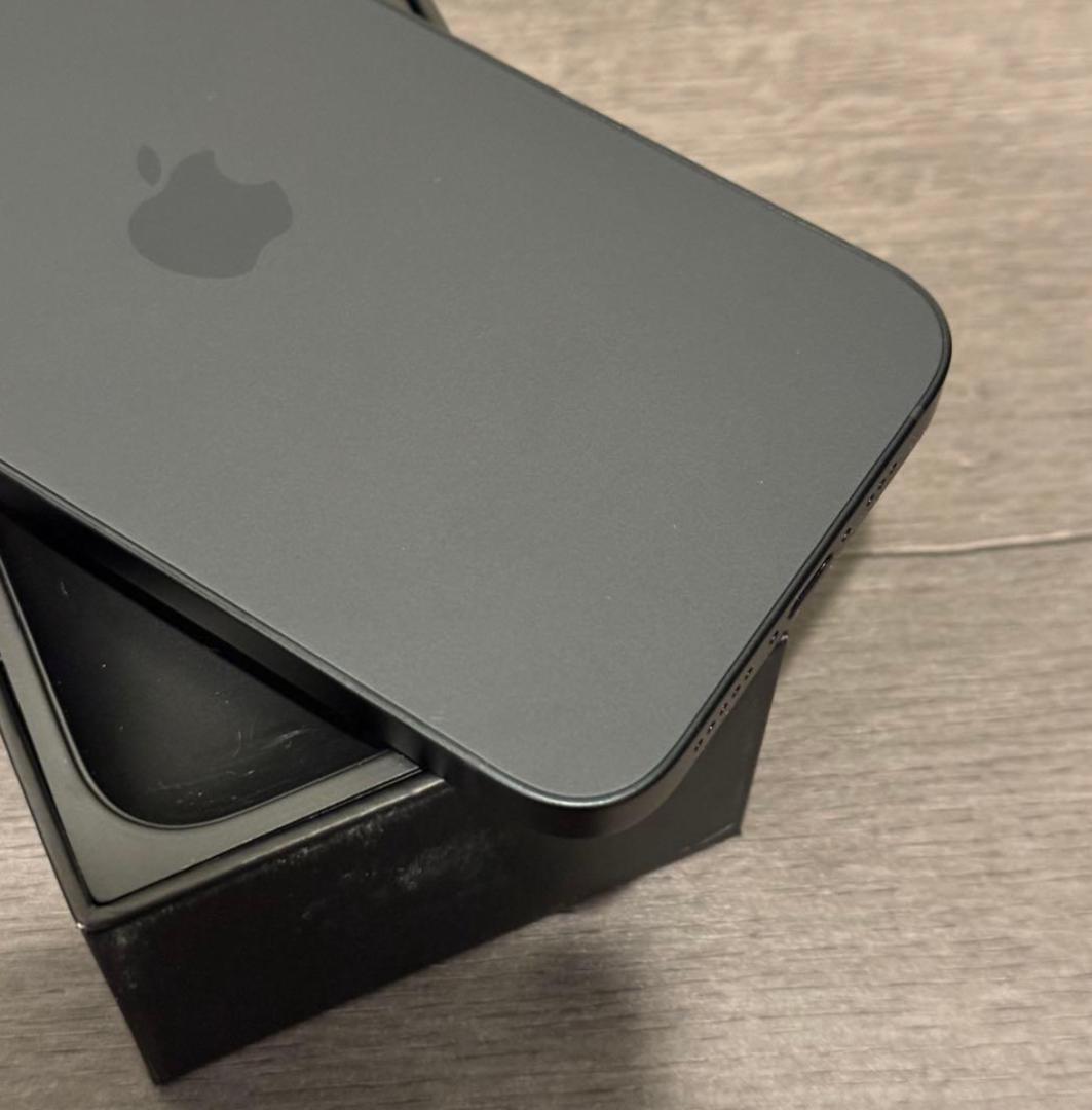 【バッテリー100％】【超美品】iPhone 16e｜128GB｜SIMフリー