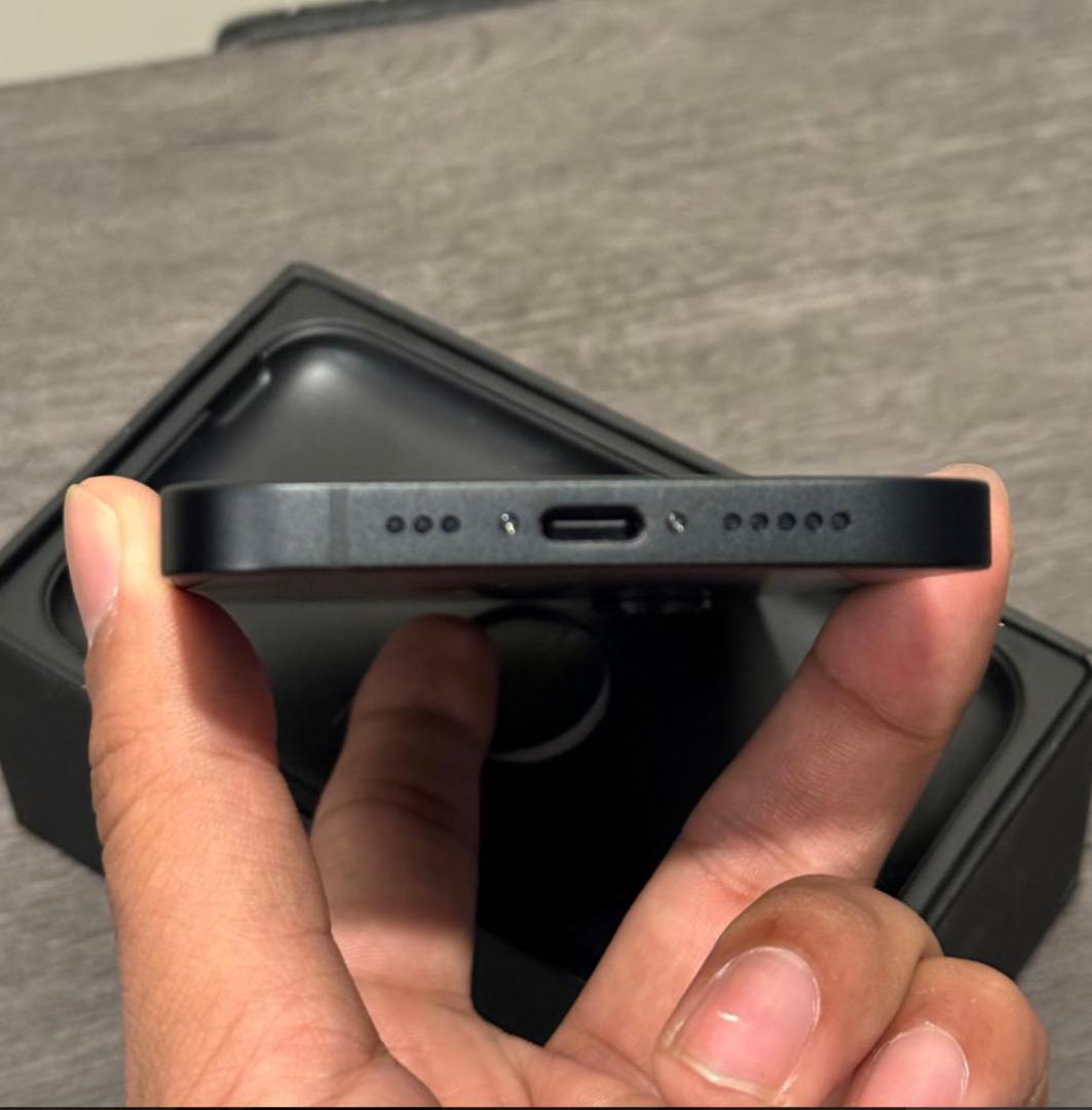 【バッテリー100％】【超美品】iPhone 16e｜128GB｜SIMフリー