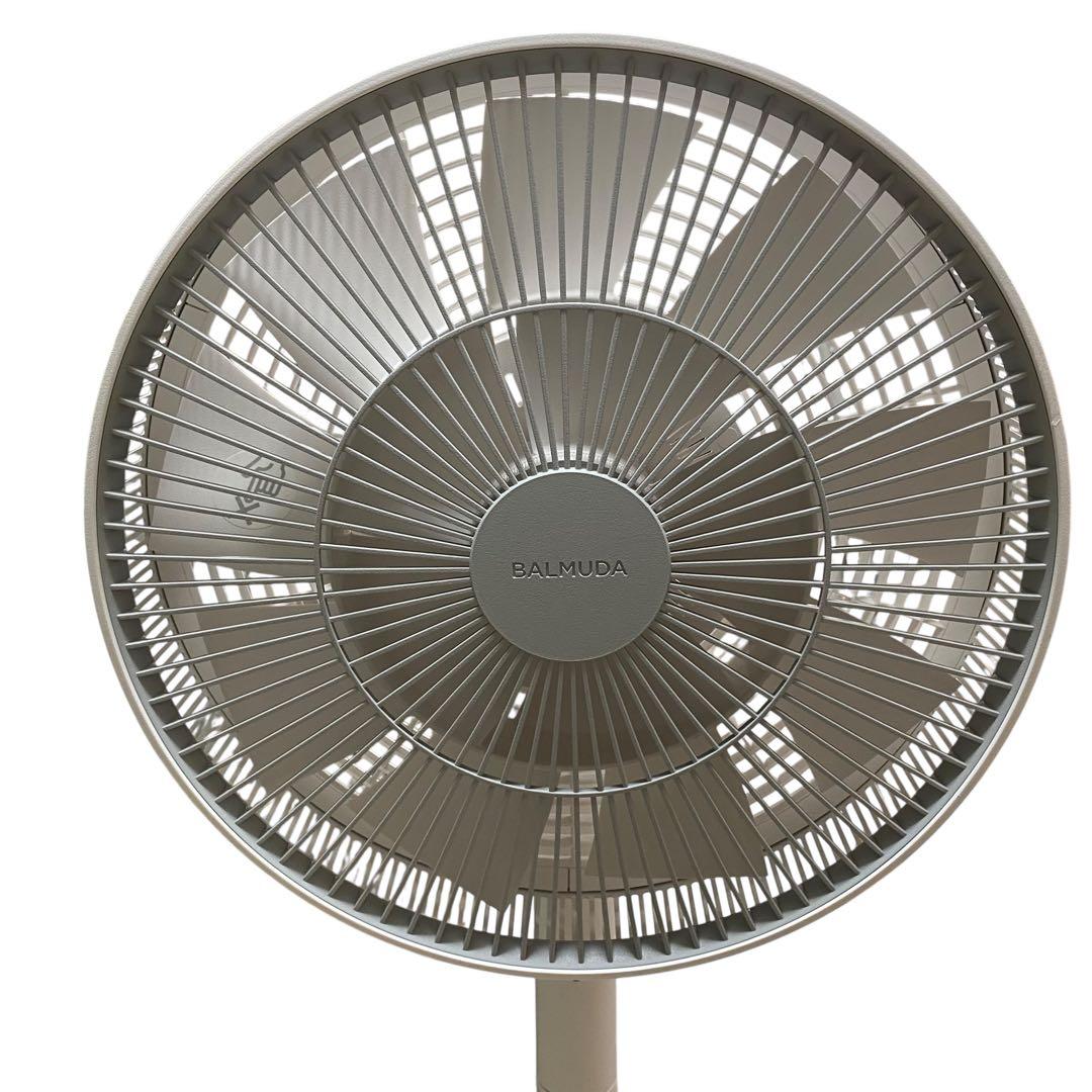 【美品】バルミューダ扇風機 GreenFan2022年製 EGF-1700-WG