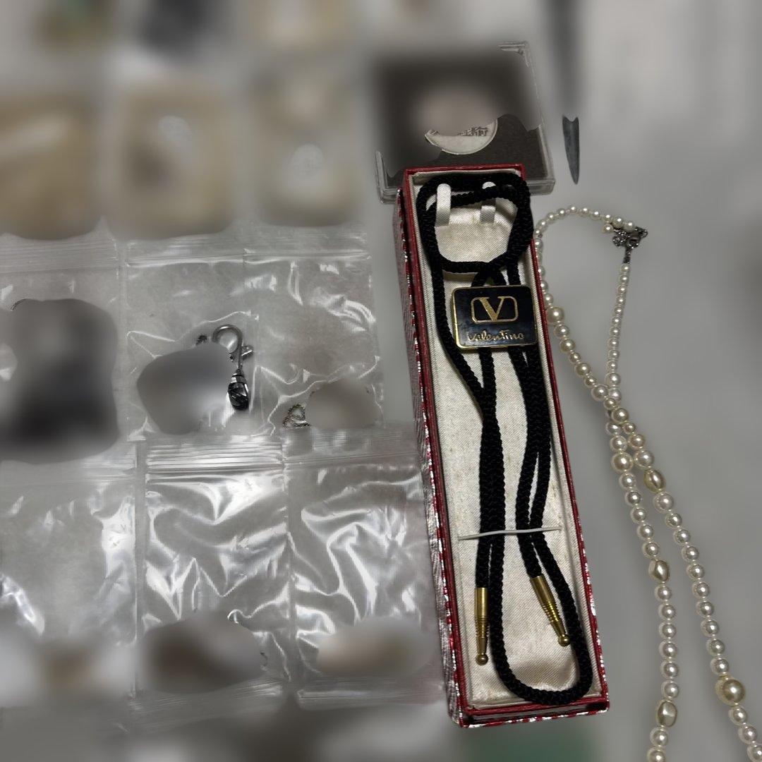 遺品整理品❗️アクセサリー まとめ売り 大量 ジャンク品 ネックレスなど