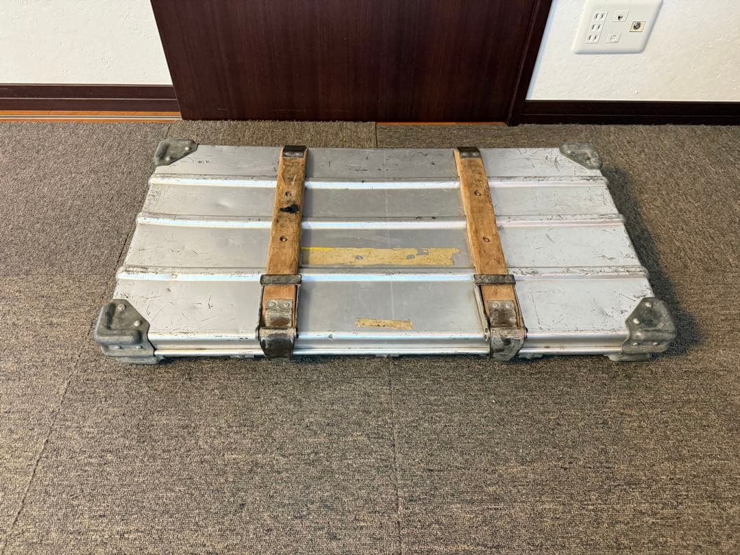 ス*ィ様 連休限定価格『激レア』zergesアルミコンテナ