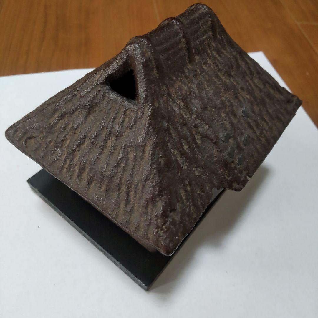 【台座付き】鉄製 葛屋 香炉 象嵌 在印