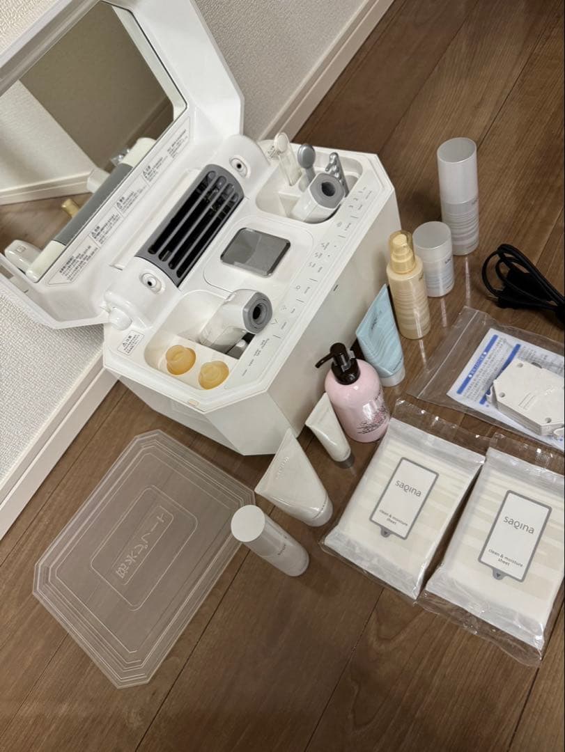 美品♪ サキナ サキナルルシェ 化粧品付き　大幅値下げ！！