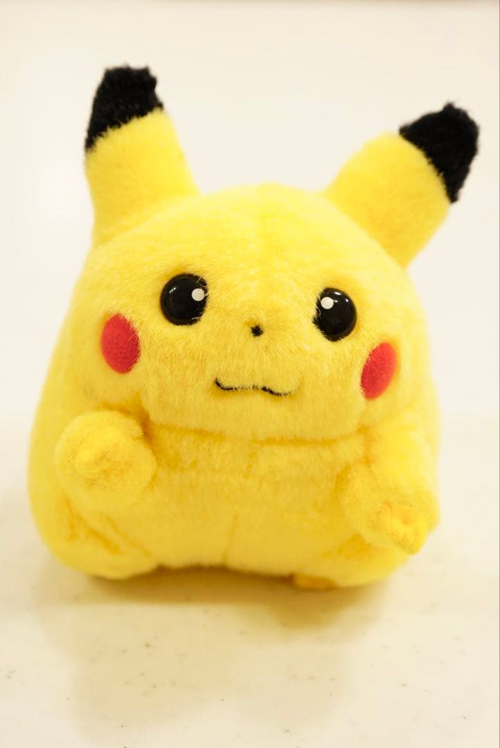 TOMY ピカチュウ 初代 ぬいぐるみ