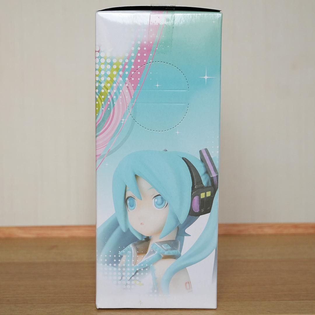 初音ミク　フィギア＆Tシャツの詰合せ