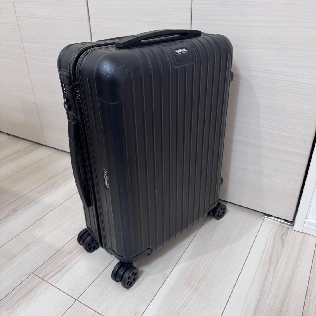 リモワ サルサ マットブラック 32L 4輪
