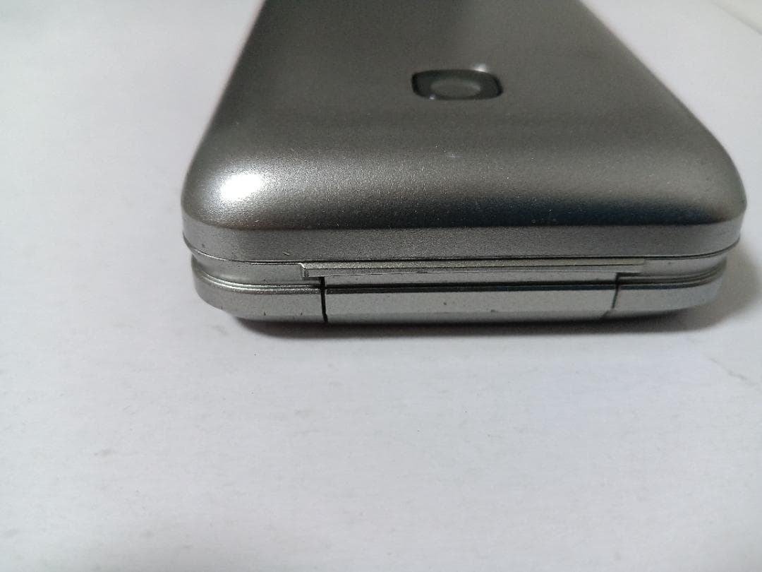 ☆ SoftBank DIGNOケータイ A202KC シルバー