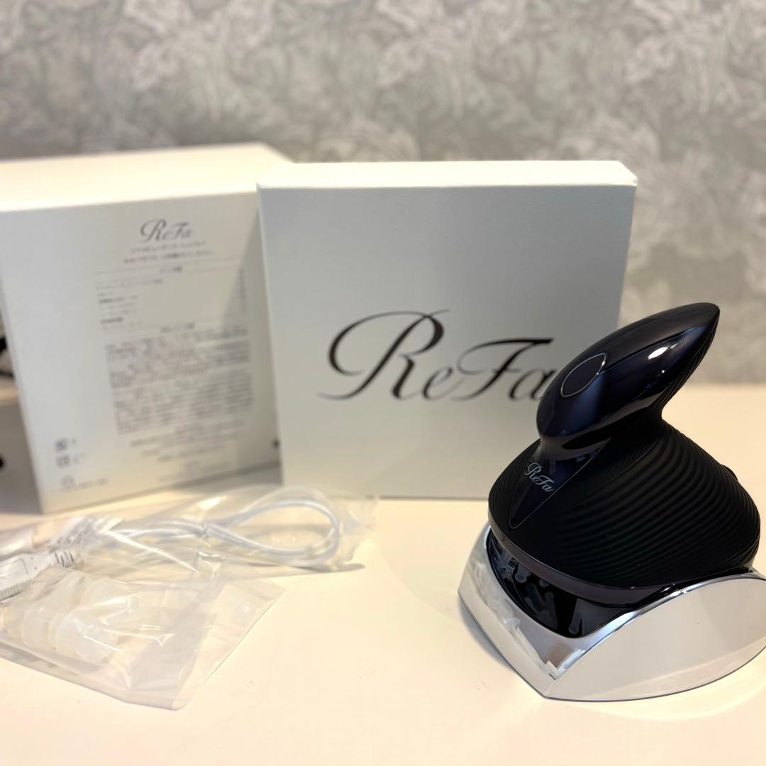リファ　ビューテック ヘッドスパ Refa ブラック　未使用に近いお品です⭐︎