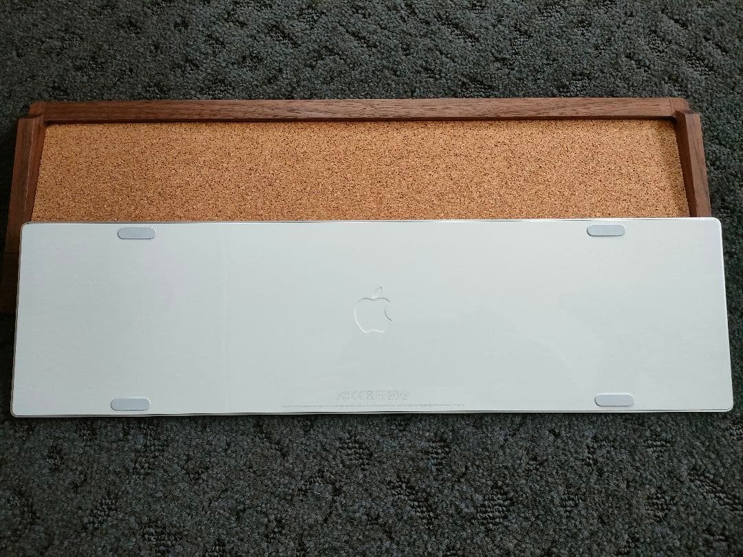 Apple ワイヤレスキーボード 専用スタンド付き