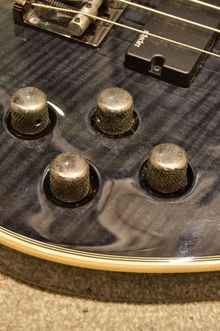 Schecter omen extreme-4 電池 ケース付き