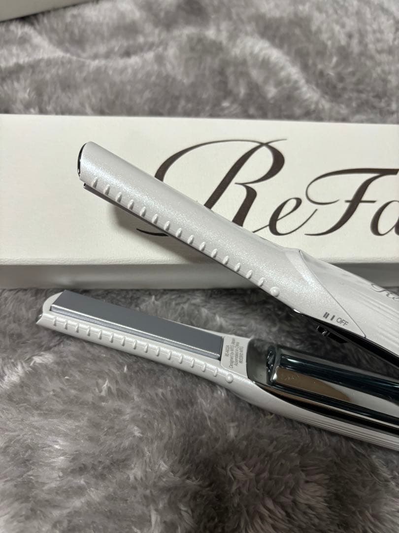 リファビューテック　フィンガーアイロン　ホワイト