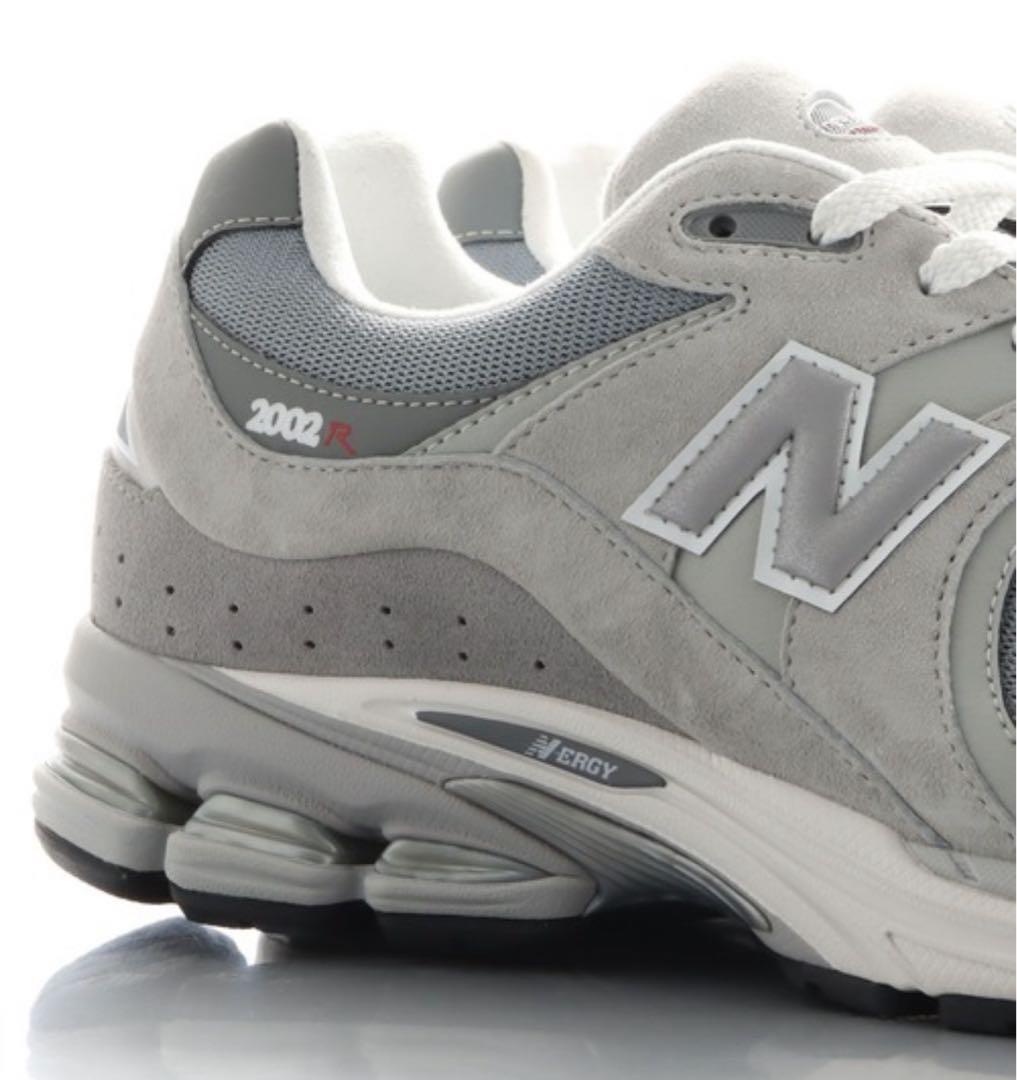 スニーカー New Balance M2002RXJ