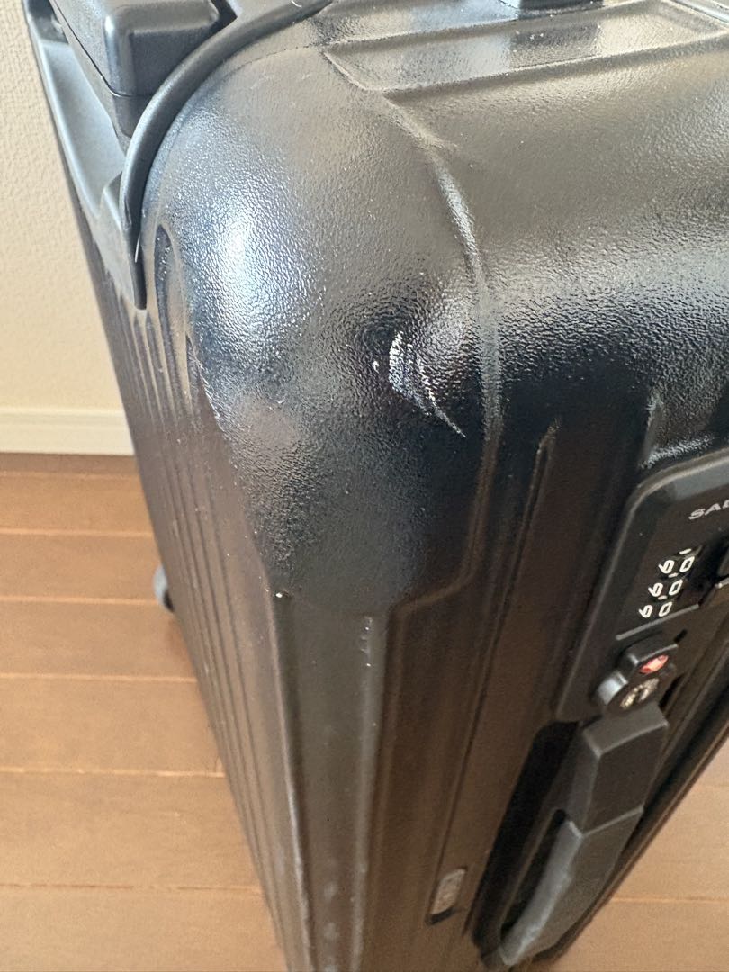 RIMOWA SALSA ブラックシェルキャリーケース