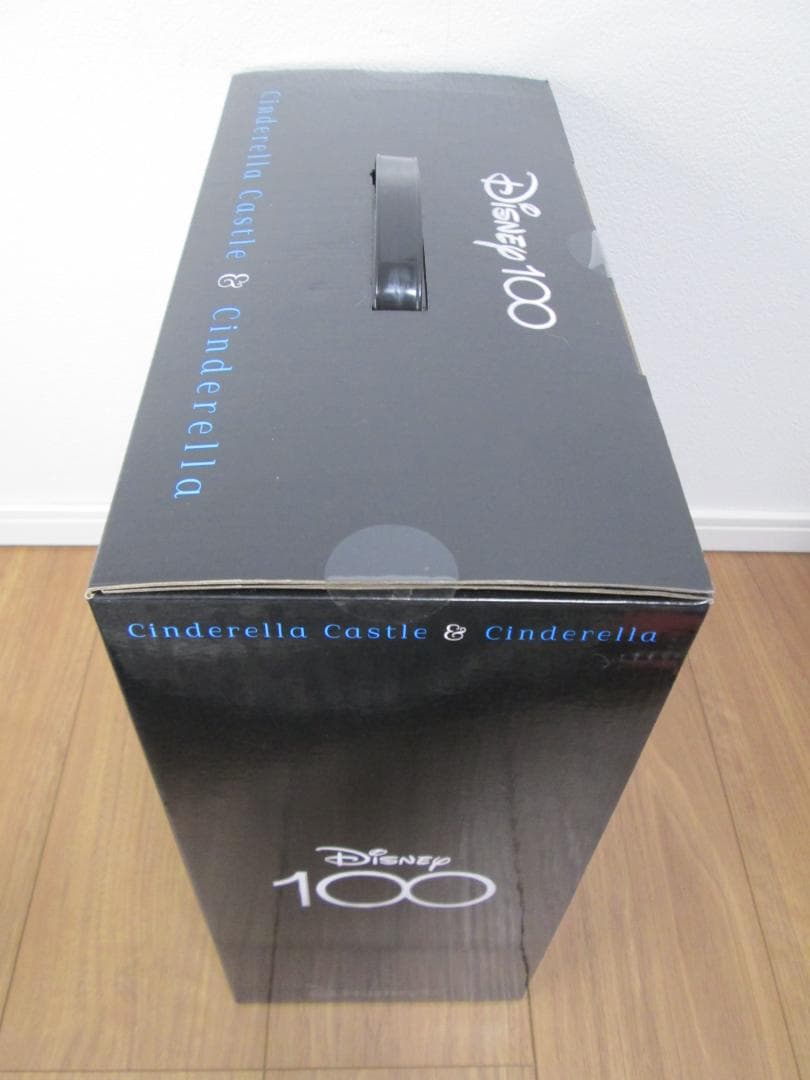 Happyくじ ディズニー 100 A賞 シンデレラ城＆シンデレラ フィギュア
