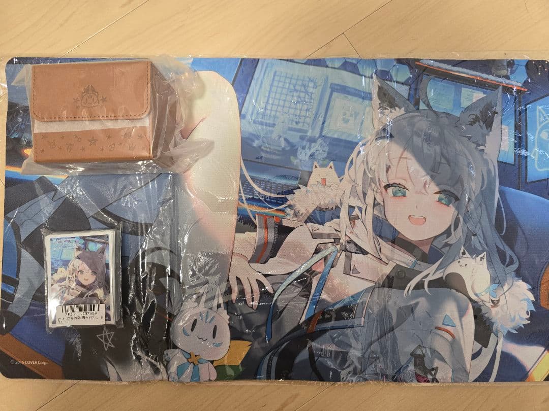 白上フブキ 活動4周年記念　ラバーマット スリーブ デッキケース セット
