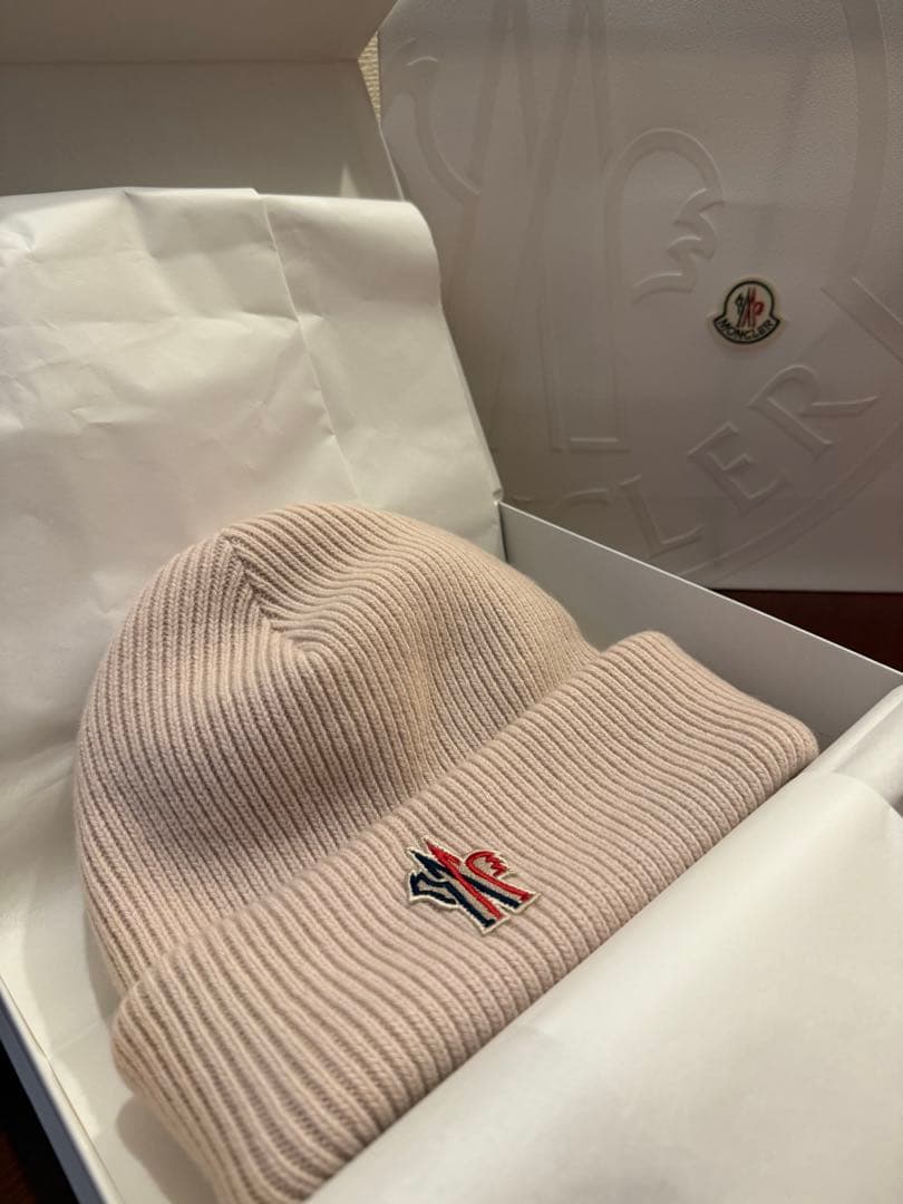 モンクレール　moncler ニットハット　ニット帽　新品未使用　タグ付き
