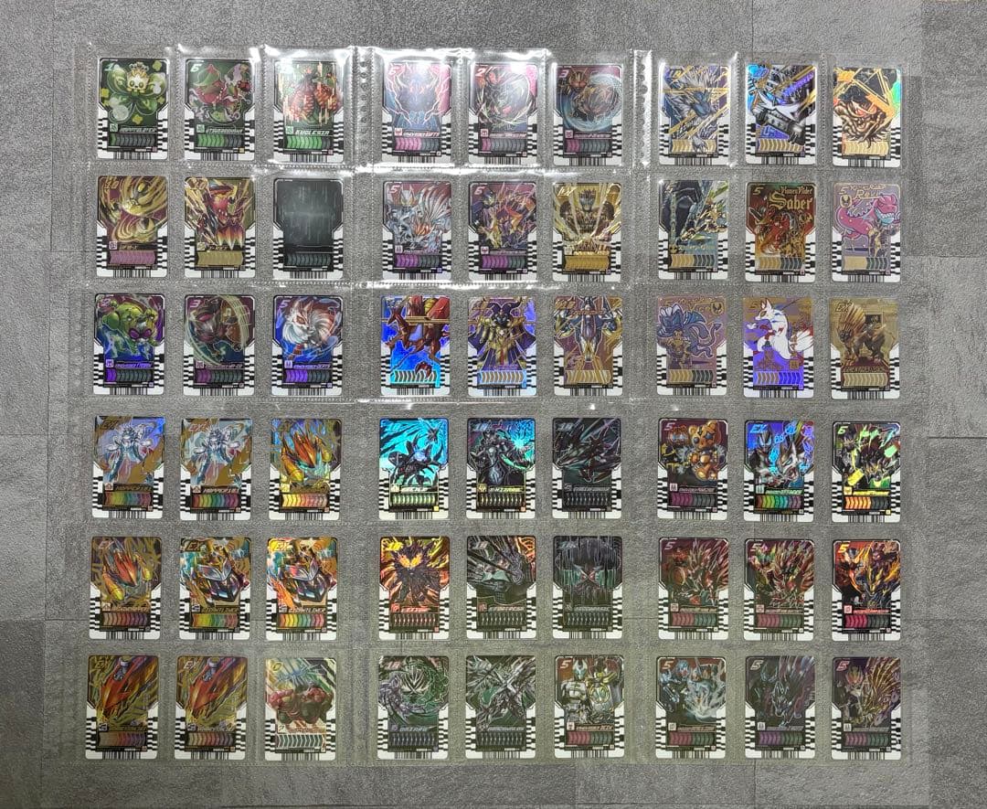 仮面ライダーガッチャード　ライドケミートレカ　　872種類　まとめ売り