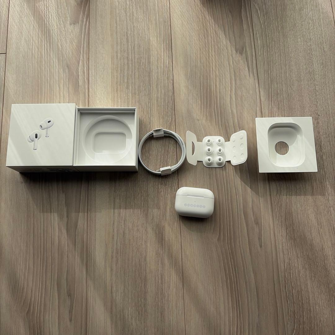 【セール】AirPods Pro 第二世代　ライトニング
