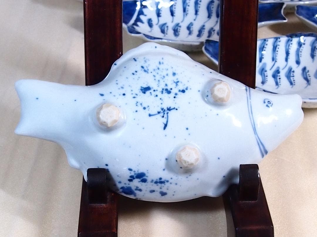 【未使用】高橋芳宣 染付魚型向付 7客 魚文向附 銘々皿/菓子皿 茶道具 食器