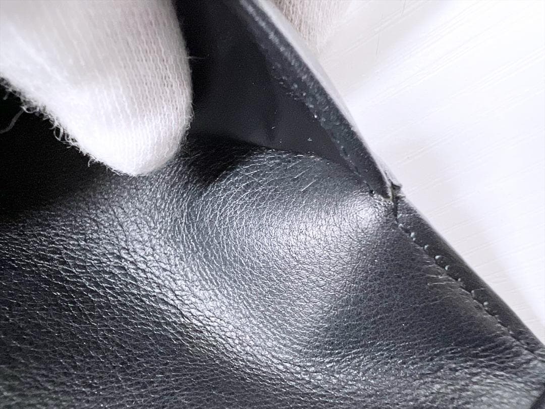 美品　ルイヴィトン　マヒナ　ポルフォイユ　アメリア　三つ折り長財布　M95549