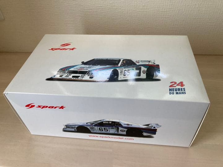 LANCIA BETA 1:18 1/18 SPARK ランチア