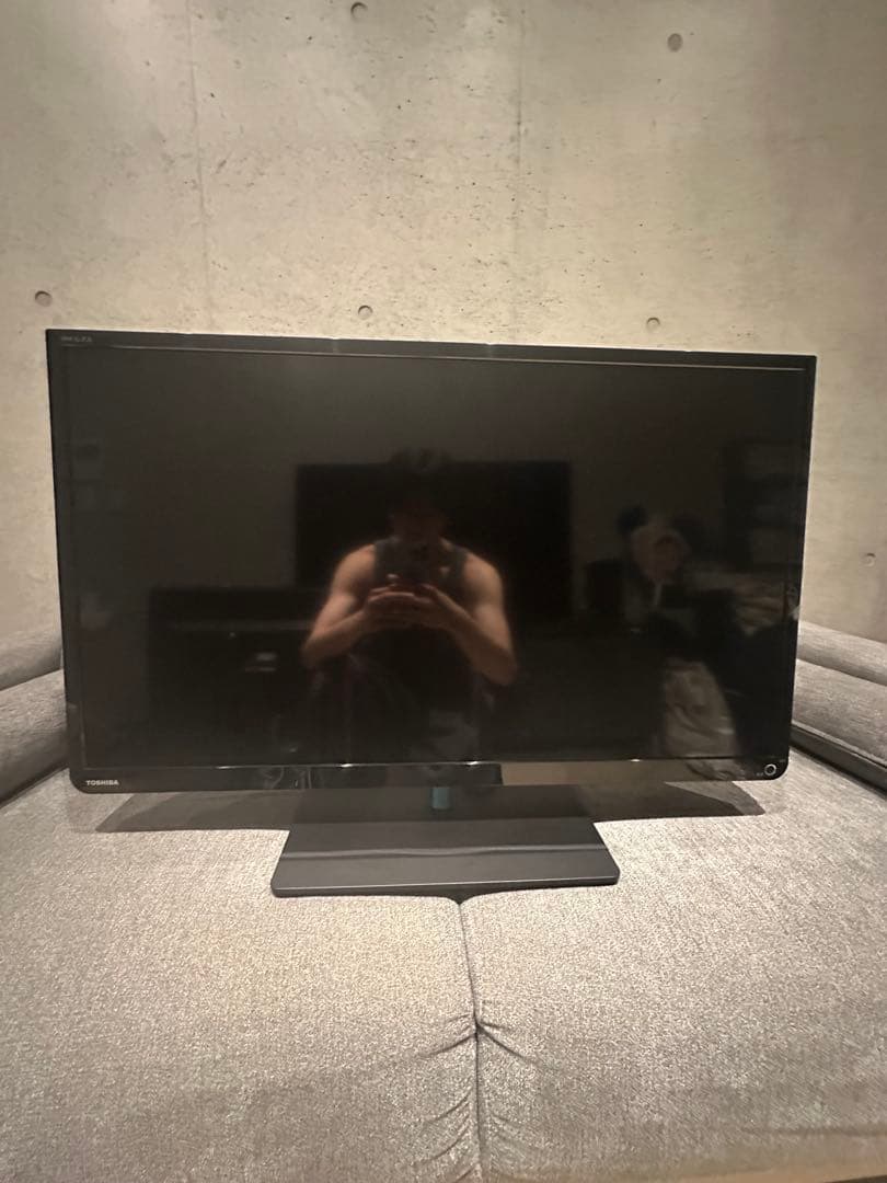【極美品】【即日発送】TOSHIBA液晶テレビ　32型　REGZA 32S7