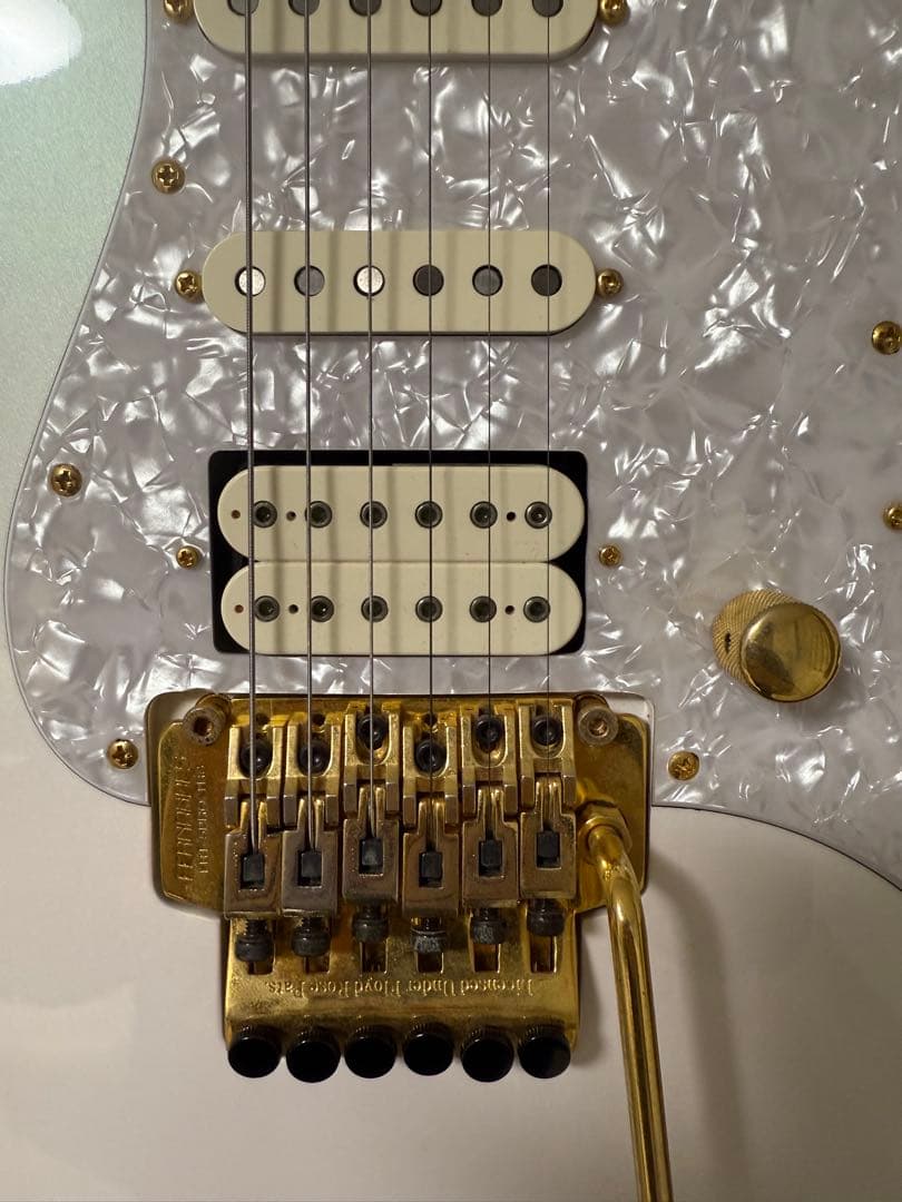 Fernandes エレキギター ホワイト　kenモデル