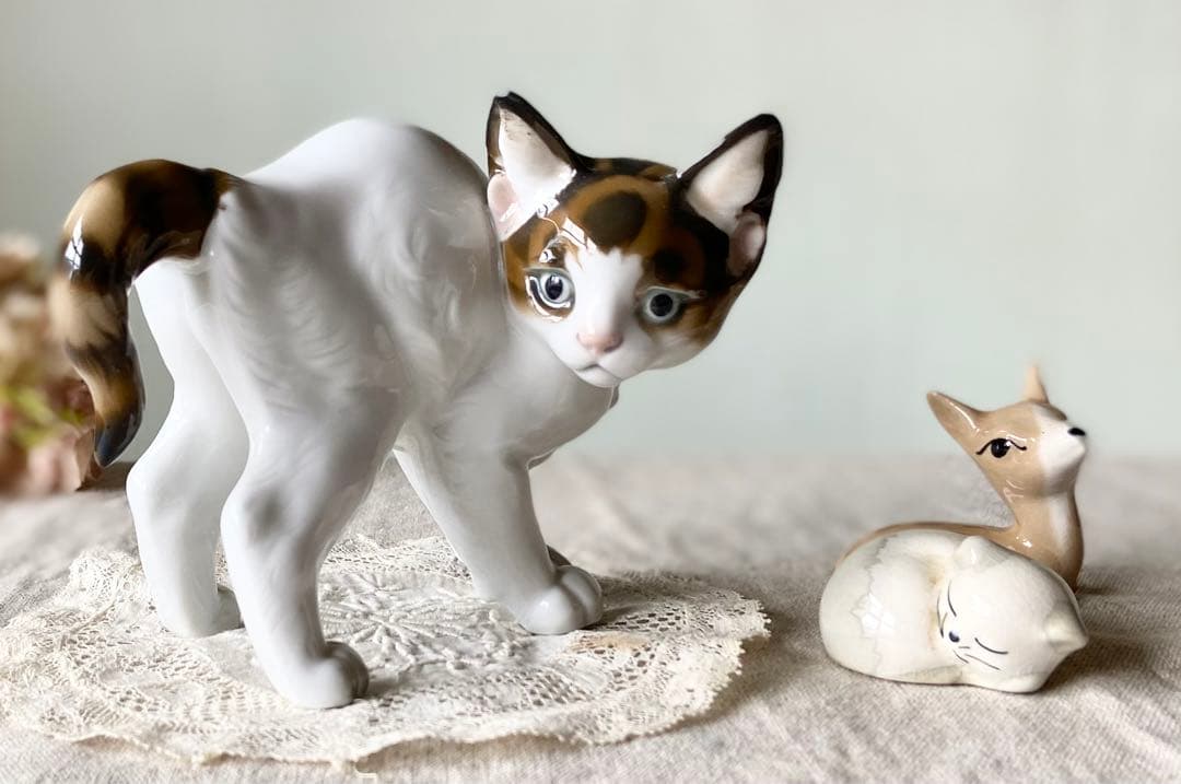 完品　美品　ローゼンタール　振り返る猫のフィギリン　ドイツ　ヴィンテージ