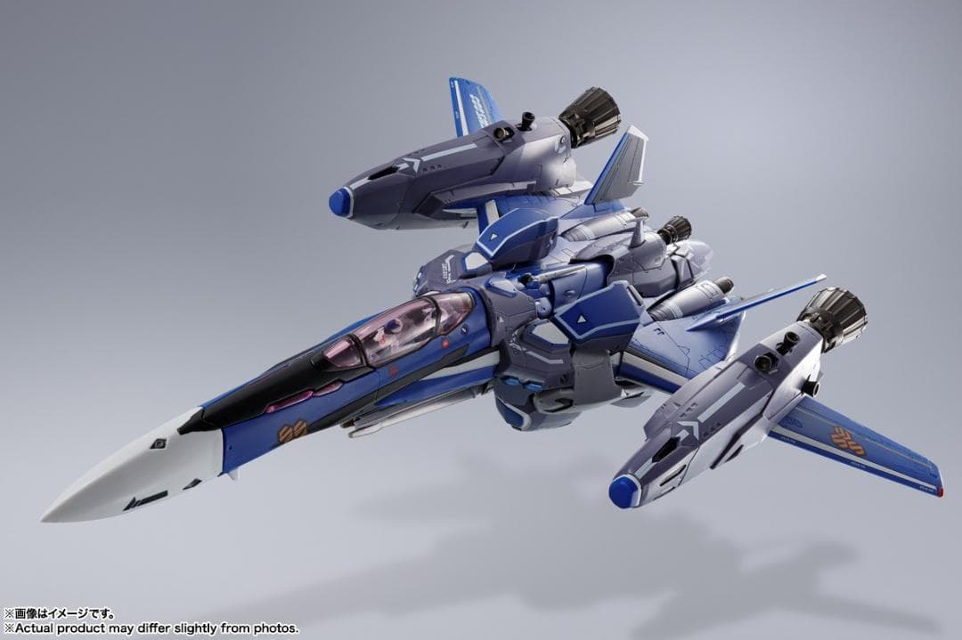 DX超合金 スーパーメサイアバルキリー (ミハエル・ブラン機) リバイバルVer