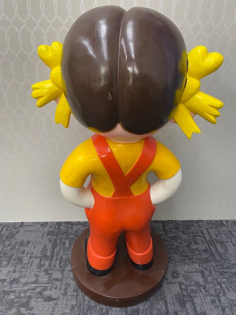 値下げ　キャラクター オーバーオール　約80cm台座付き