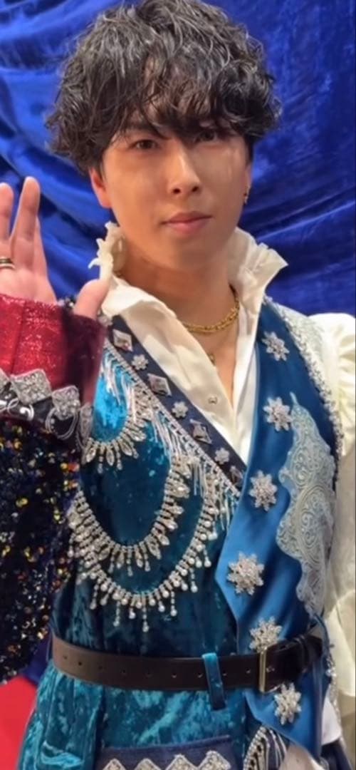 みんちゆ 様 すのチル 服 ベストアーティスト　衣装 宮舘涼太