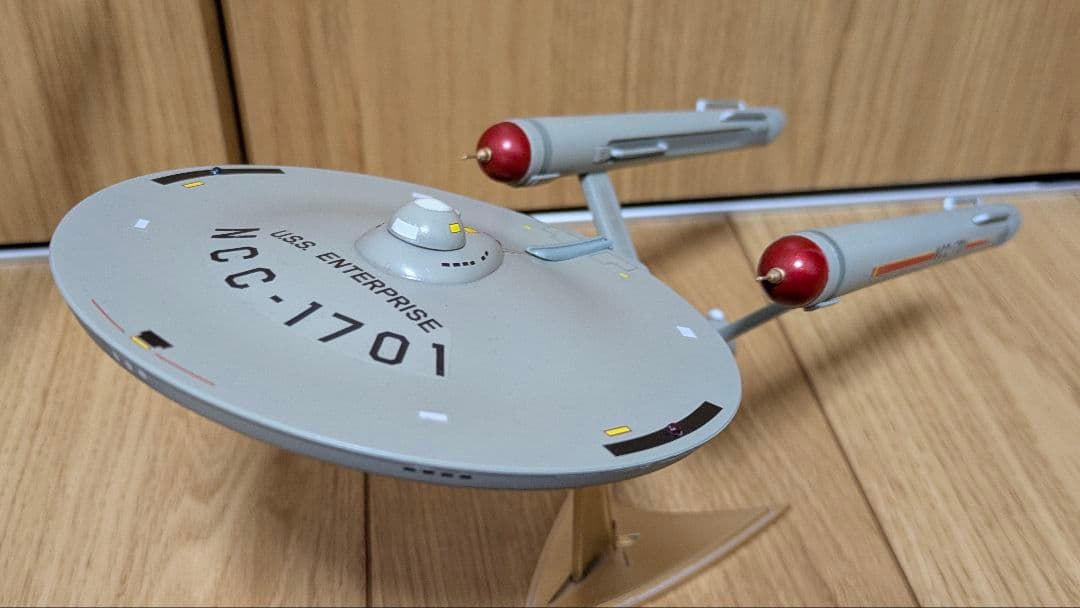 スタートレック　NCC-1701 エンタープライズ　TOS版とパイロット版