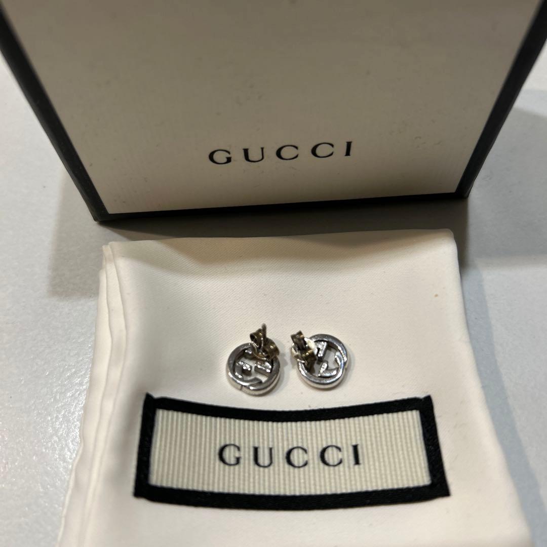GUCCI シルバー スタッドピアス
