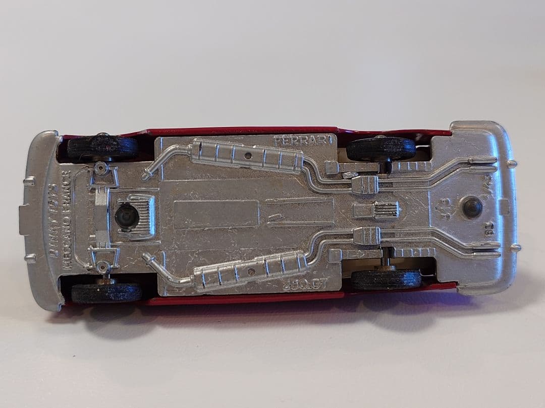 ミニカー DINKY No.515 FERRARI 250 GT