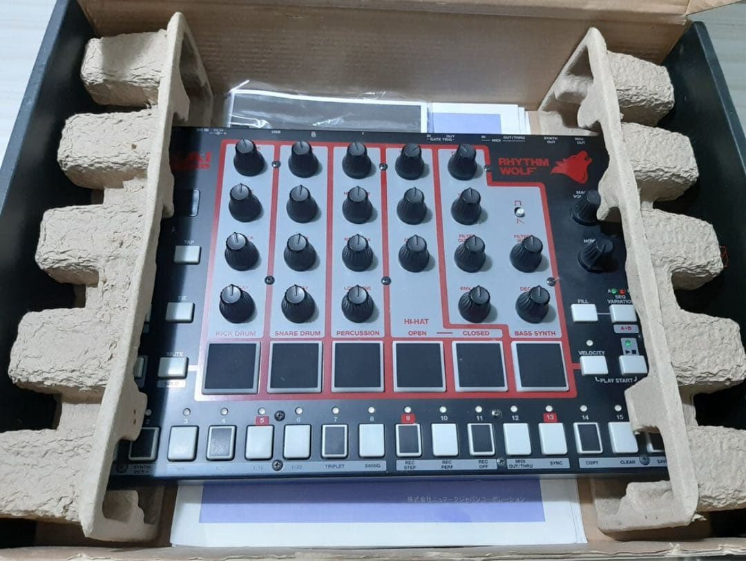 Akai アカイ　リズムマシン　Rhythm Wolf アダプター無し