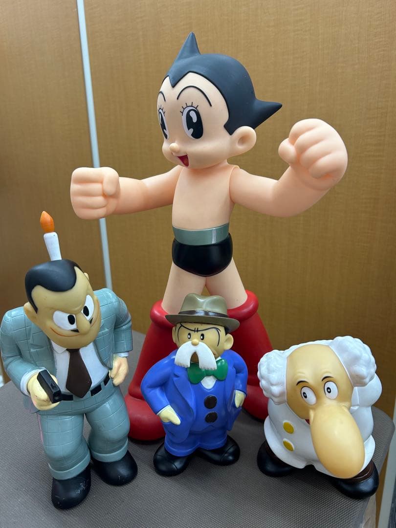 アトムセット　4体