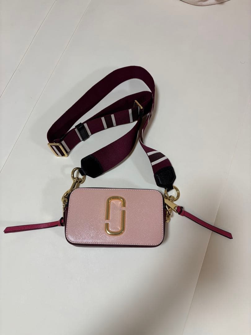 【美品】マークジェイコブス スナップショット カメラバッグ ピンクマルチ