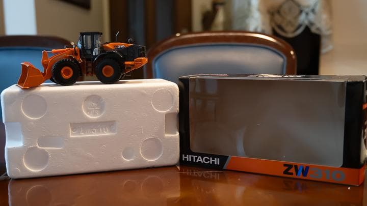新品未使用HITACHI ZW310 ホイールローダー