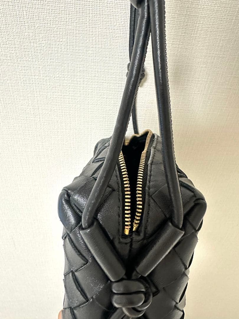 美品⭐︎BOTTEGA VENETA ショルダーバッグ MINI LOOP