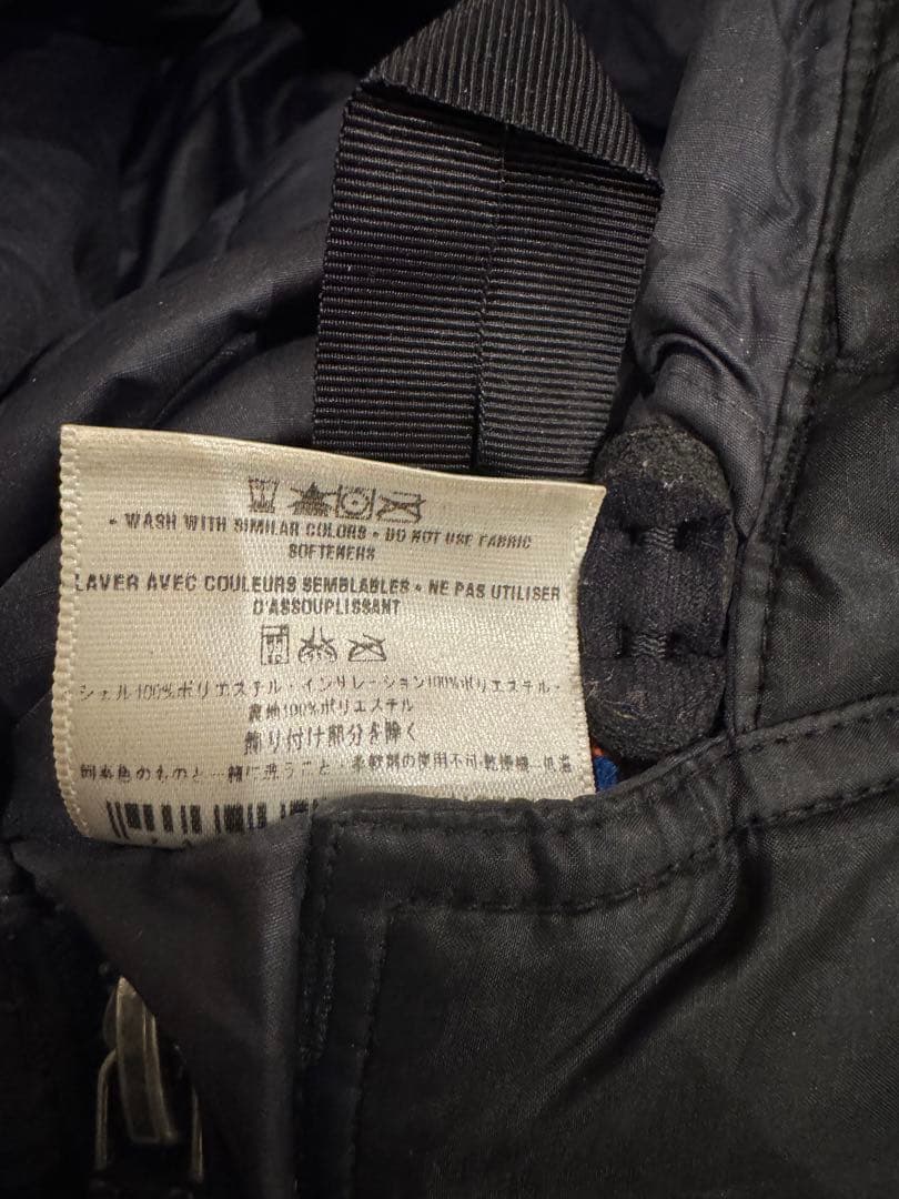 patagonia ブラック　中綿ジャケット フード付き